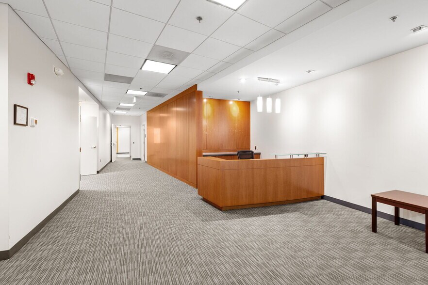 10 Center St, Stafford, VA à louer - Photo du bâtiment - Image 3 de 83