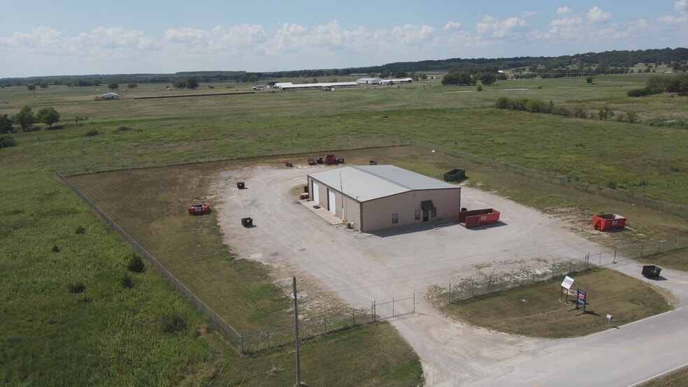 6082 S Industrial Dr, Chelsea, OK à vendre - Vidéo sur l’inscription commerciale - Image 3 de 21