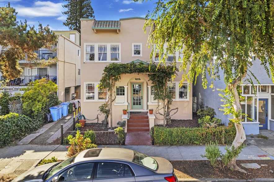 2304 Roosevelt Ave, Berkeley, CA for sale - Primary Photo - Image 1 of 12