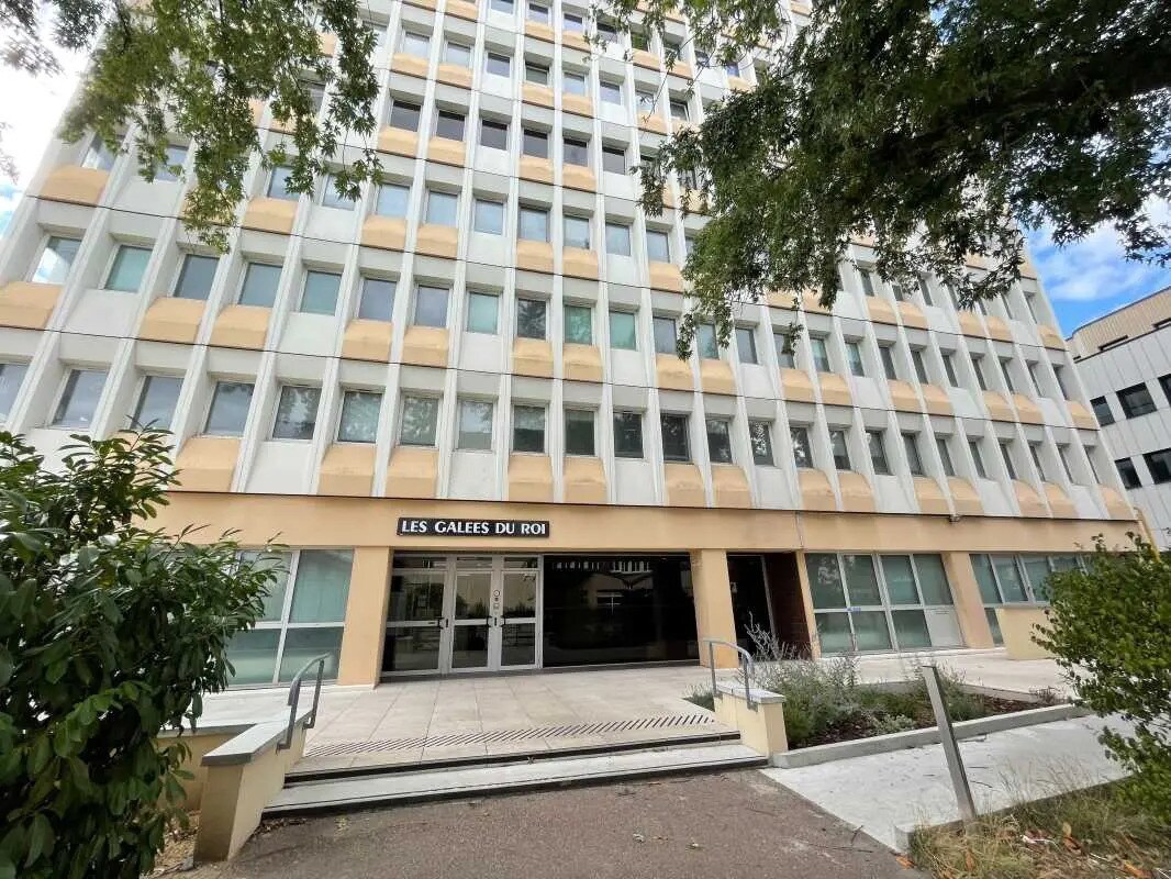 Office in Rouen for lease Building Photo- Image 1 of 10