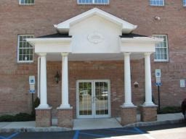 7 Industrial Rd, Pequannock, NJ à louer - Photo du bâtiment - Image 3 de 12