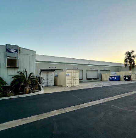 19700 Magellan Dr, Torrance, CA à louer - Photo du bâtiment - Image 2 de 5