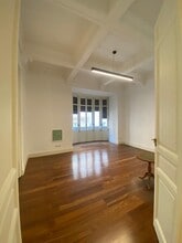 Office in Madrid, Madrid for lease Interior Photo- Image 2 of 6