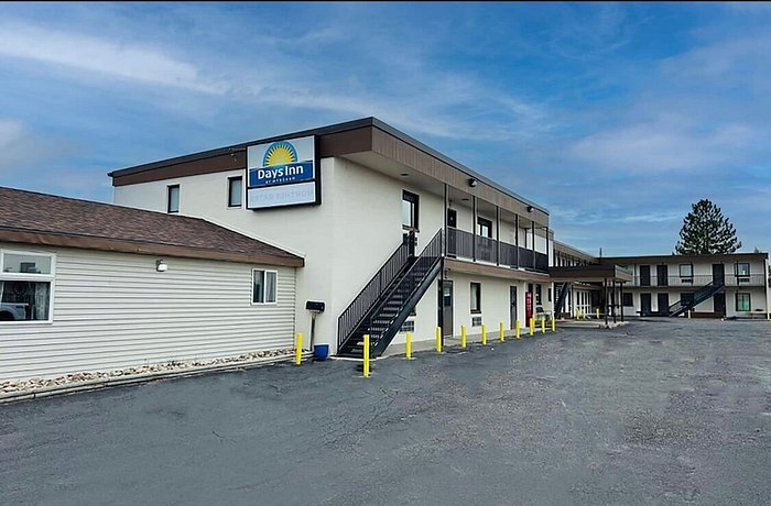 109 16th St, Wheatland, WY à vendre - Photo principale - Image 2 de 9