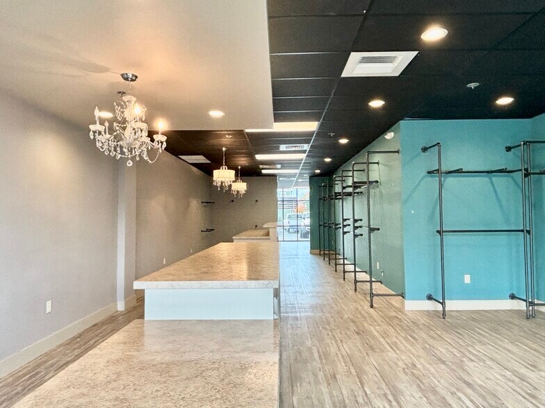 1127 Broadway St NE, Salem, OR à louer - Photo du bâtiment - Image 1 de 12