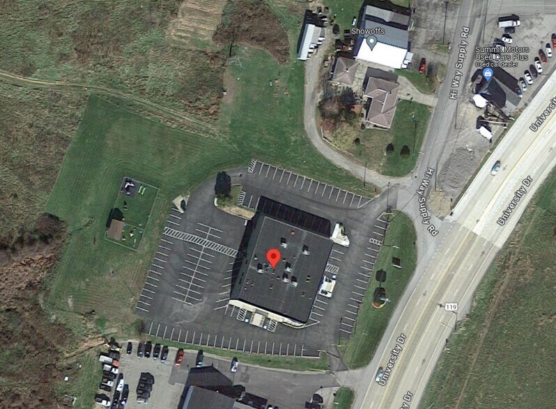 1829 University Dr, Dunbar, PA à vendre - Photo du bâtiment - Image 2 de 5