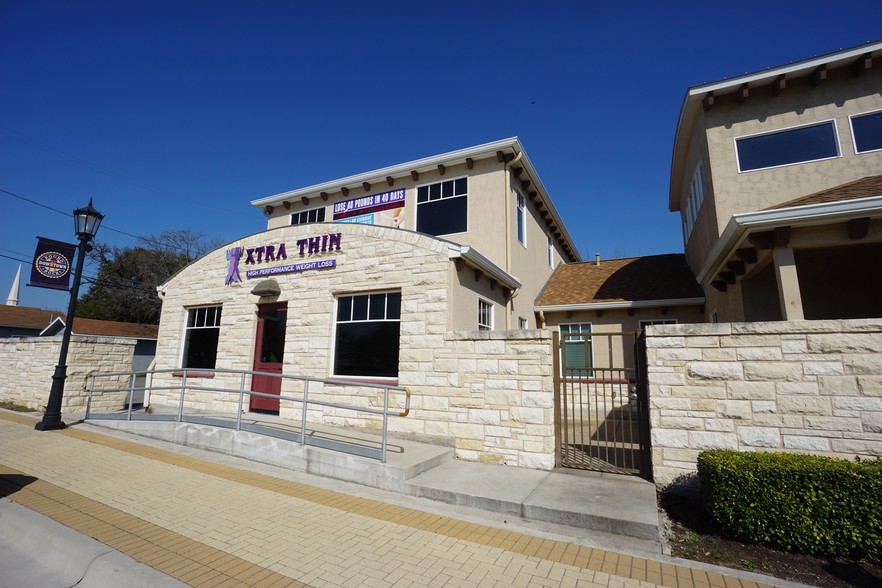 310 W Main Ave, Round Rock, TX for lease - Primary Photo - Image 1 of 10