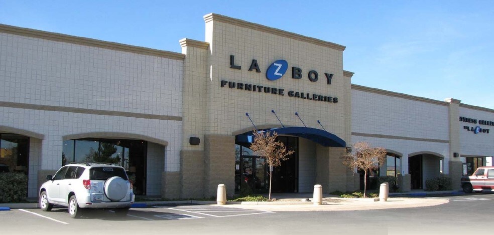 354 S Highway 92, Sierra Vista, AZ à louer - Photo du bâtiment - Image 2 de 17