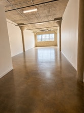 915 Mateo St, Los Angeles, CA for lease Interior Photo- Image 2 of 3