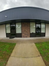 1530 Kingsley Ave, Orange Park, FL for lease Interior Photo- Image 2 of 22