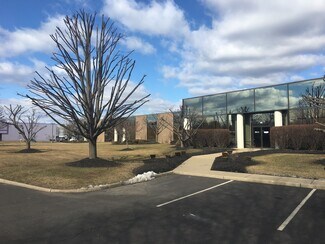 Plus de détails pour 60 Blacksmith Rd, Newtown, PA - Bureau à louer