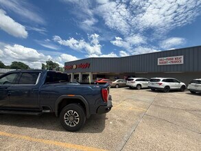 103 W Donald St, Quitman, MS for lease Interior Photo- Image 2 of 7