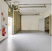 Industrial in Tremblay-en-France for lease - Interior Photo - Image 3 of 10