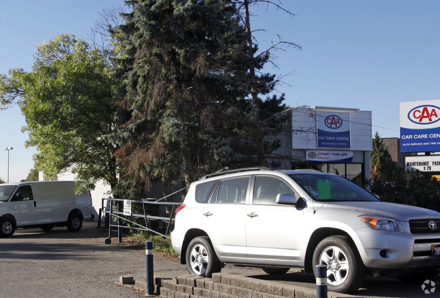 420 Steeles Ave E, Milton, ON for sale - Primary Photo - Image 1 of 1