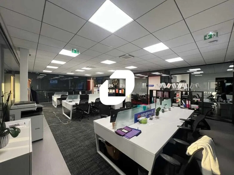 Local d'activités dans Massy à vendre - Photo intérieure - Image 3 de 16