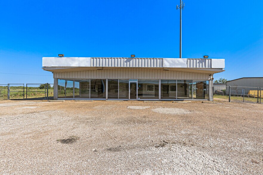5878 W US Highway 80, Terrell, TX à vendre - Photo principale - Image 1 de 41