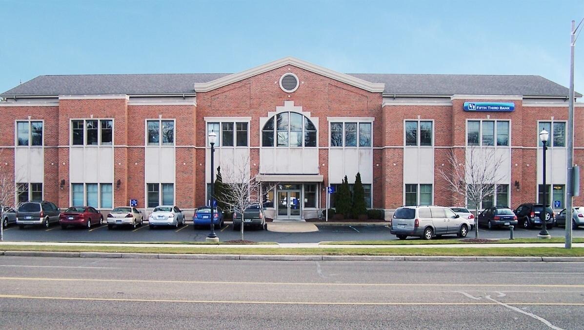 1429 W Saginaw St, East Lansing, MI for lease Primary Photo- Image 1 of 9