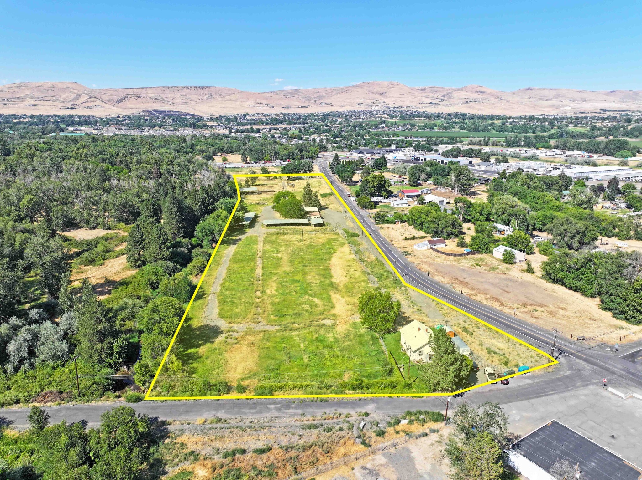 1212 S Keys Rd, Yakima, WA à vendre Photo principale- Image 1 de 15