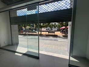 Commerce de détail dans Sant Feliu de Codines, Barcelona à louer Photo intérieure- Image 1 de 4