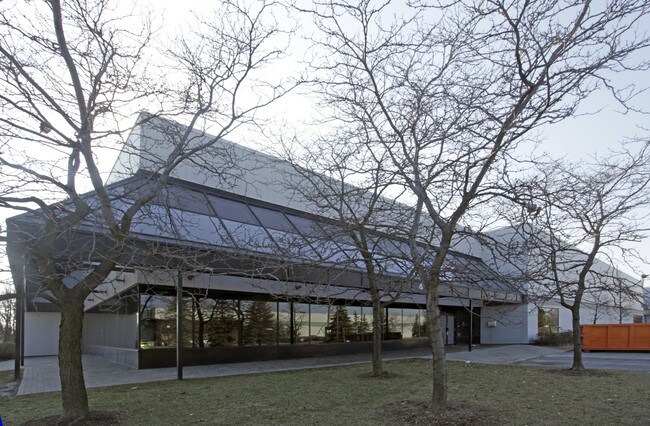 Plus de détails pour 40 Summerlea Rd, Brampton, ON - Industriel à louer