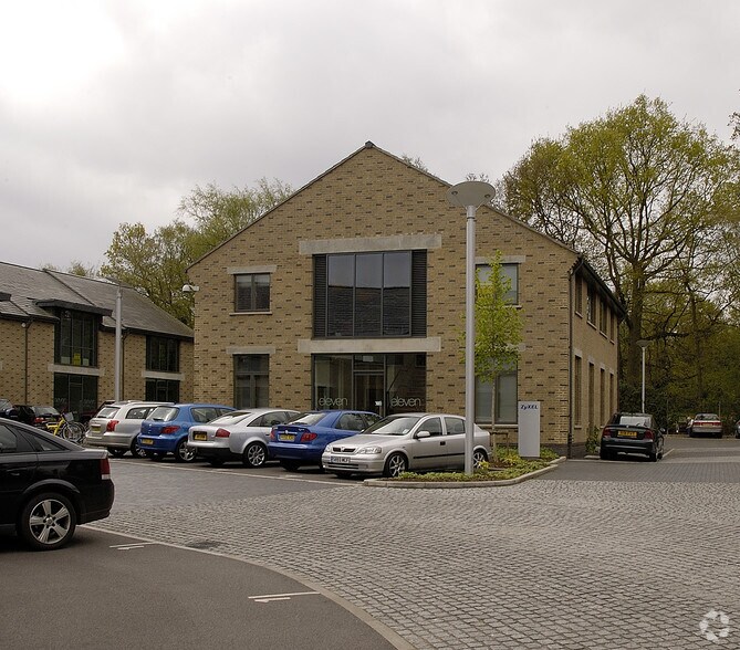 Eastern Rd, Bracknell à louer - Photo du bâtiment - Image 2 de 4