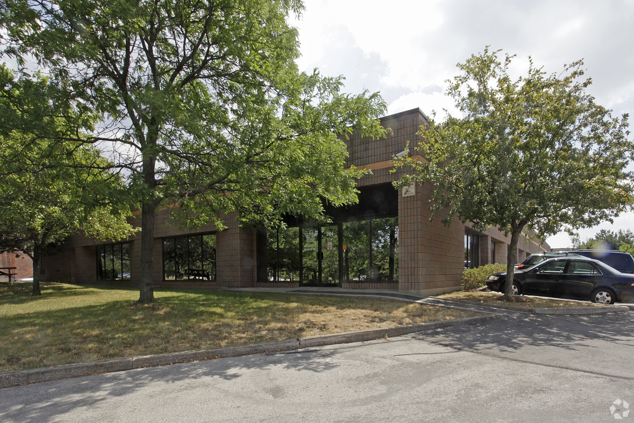 3164 Pepper Mill Ct, Mississauga, ON for sale Primary Photo- Image 1 of 1