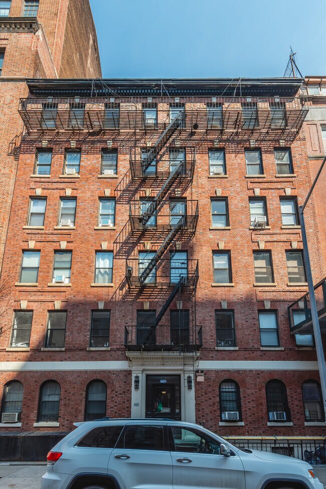 Plus de détails pour 245 E 30th St, New York, NY - Multi-résidentiel à vendre