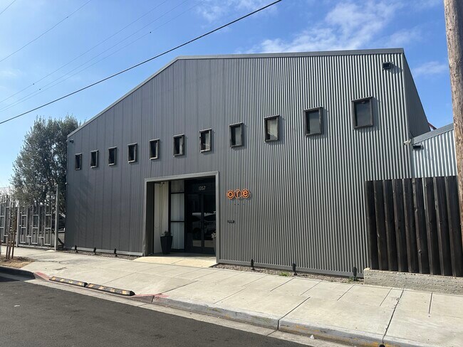 More details for 1357 Coronado Ave, Long Beach, CA - Industrial for Lease