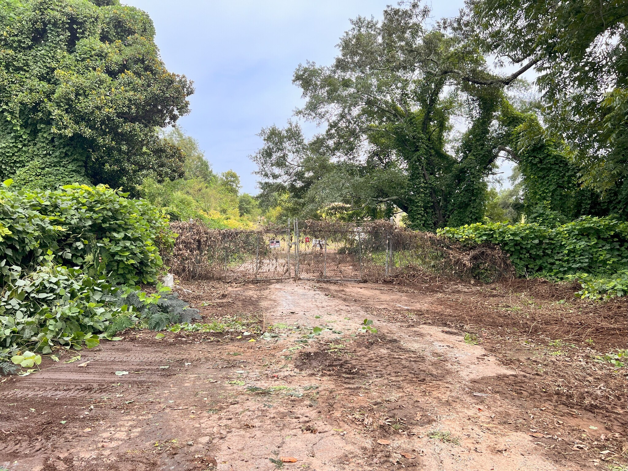 200 S John St, Walhalla, SC à vendre Photo du bâtiment- Image 1 de 4