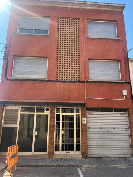 Multifamily in Castellar del Vallès, Barcelona for sale - Building Photo - Image 3 of 4