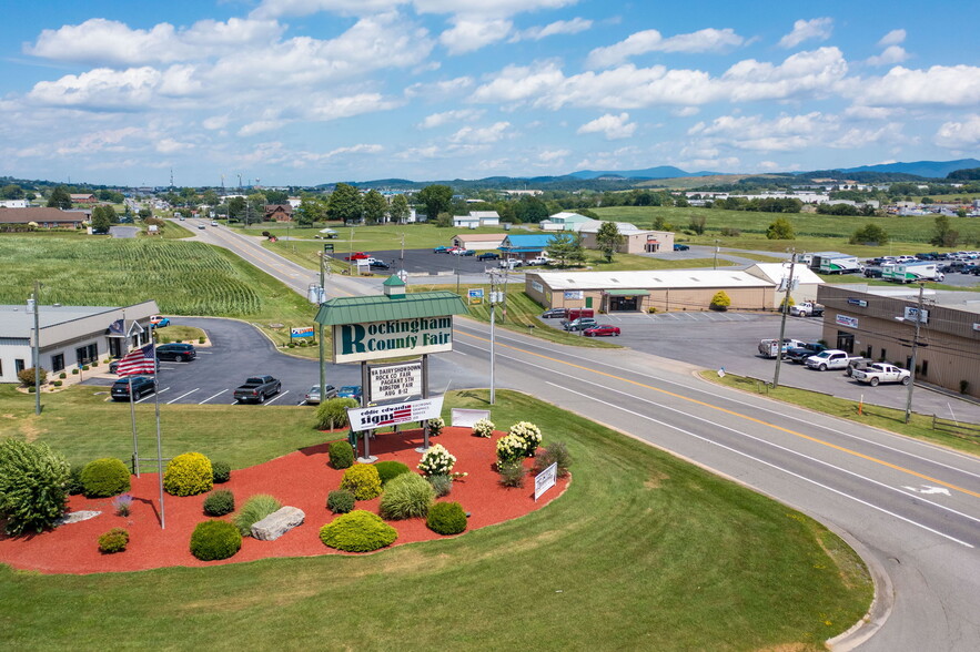 4771 S Valley Pike, Harrisonburg, VA à vendre - Photo du bâtiment - Image 1 de 1