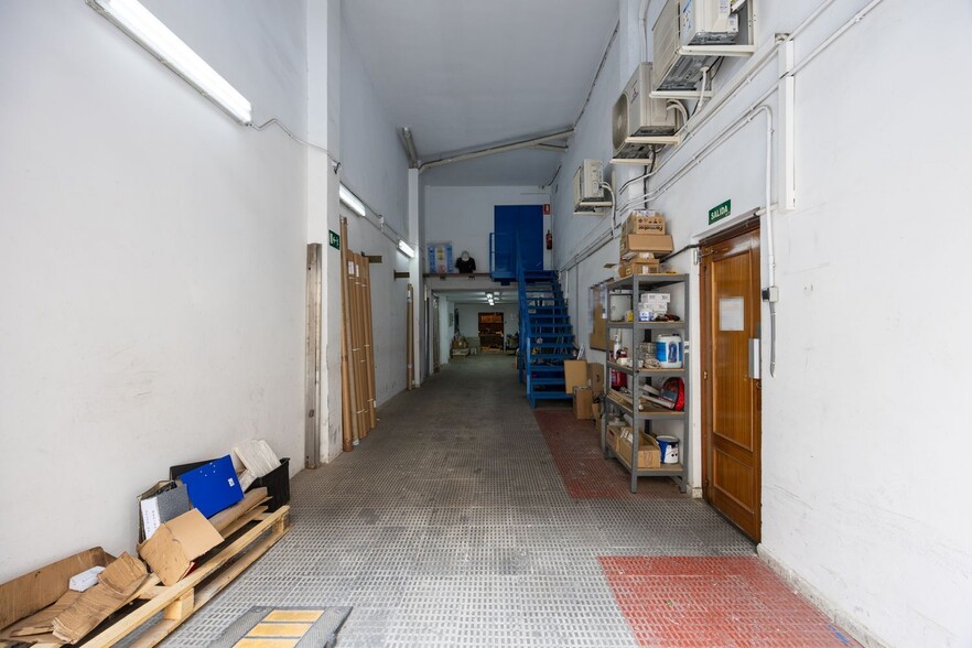Immeuble residentiel dans Madrid, Madrid à vendre - Photo intérieure - Image 2 de 8
