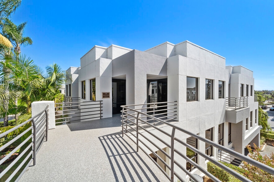 20321 SW Birch St, Newport Beach, CA for sale - Building Photo - Image 2 of 6