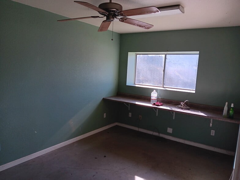 5001 Neilson Rd, Mokelumne Hill, CA for lease - Building Photo - Image 1 of 7