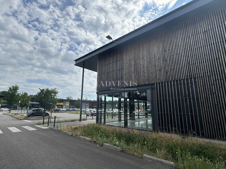 Retail in Haguenau for lease - Building Photo - Image 3 of 7