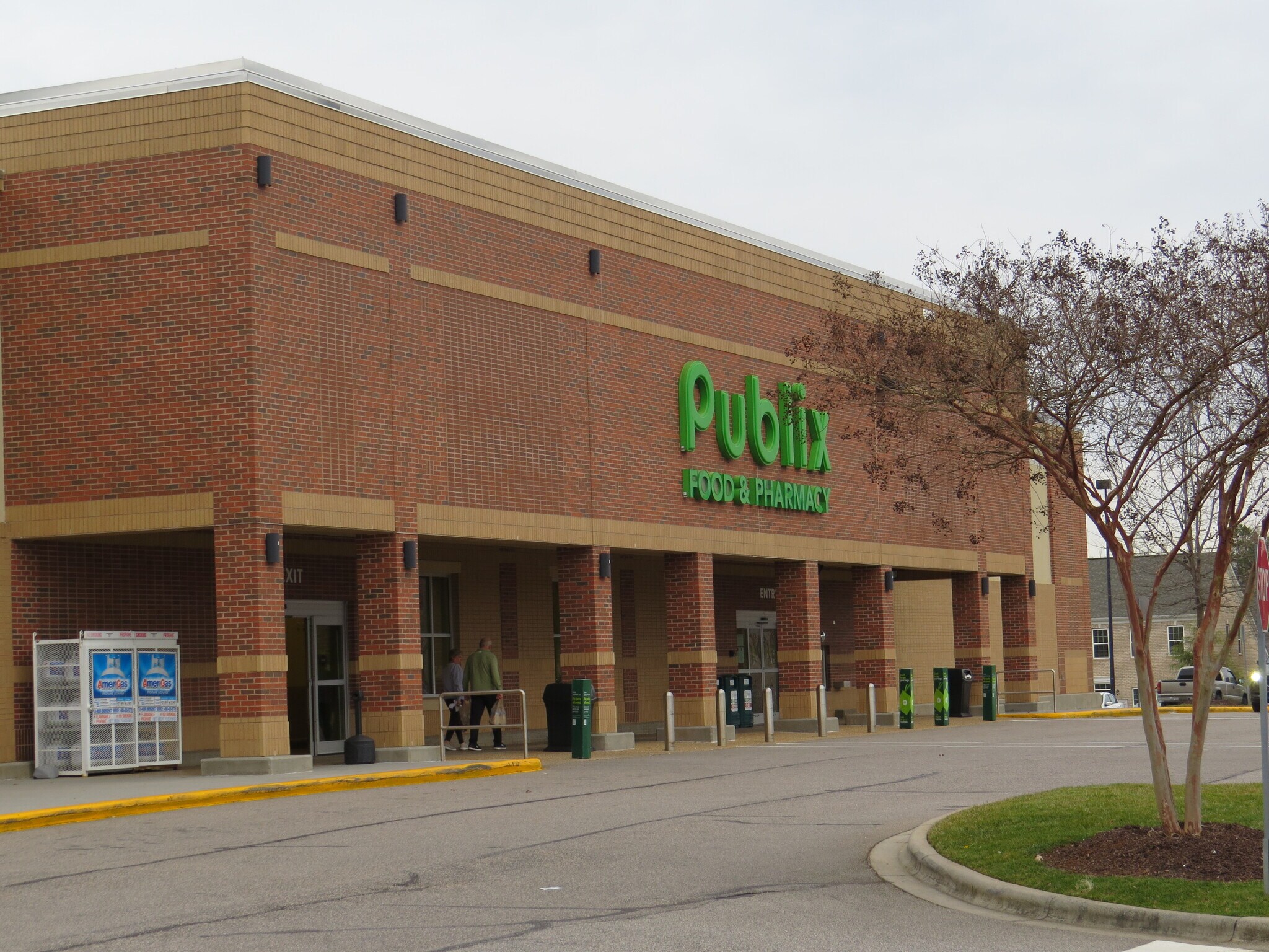 6828 Matthews Mint Hill Rd, Mint Hill, NC à louer Photo du bâtiment- Image 1 de 15