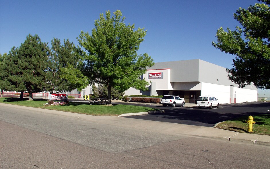 11809-11839 E 51st Ave, Denver, CO à louer - Photo du bâtiment - Image 2 de 9