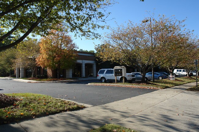 More details for 2400 Crownpoint Executive Dr, Charlotte, NC - Office for Lease