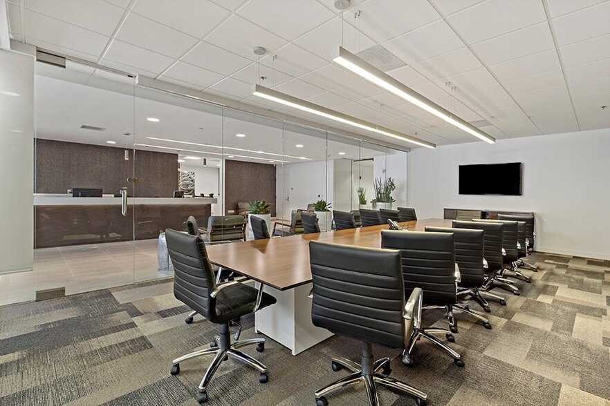 2570 N 1st St, San Jose, CA for lease - Building Photo - Image 2 of 6