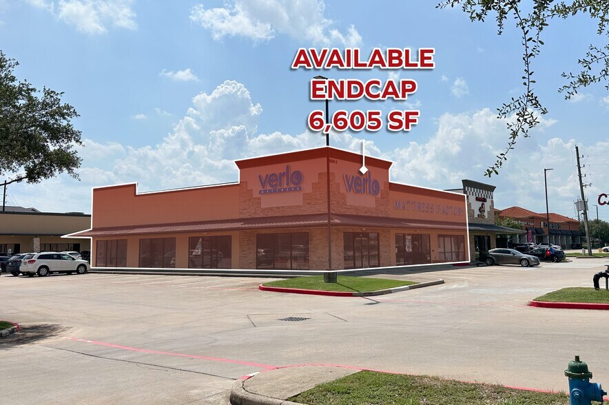 600 Katy Fort Bend Rd, Katy, TX à louer - Photo du bâtiment - Image 3 de 9