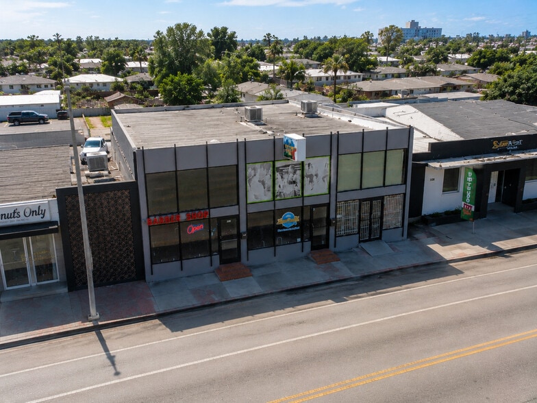 3130-3132 NW 7th St, Miami, FL for lease - Building Photo - Image 3 of 8