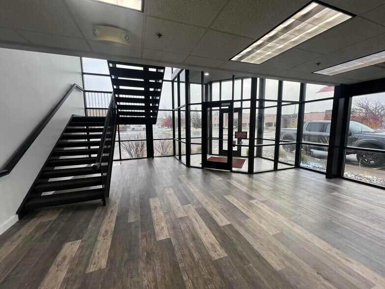 6441 NW 140th Ct, Ramsey, MN à vendre - Photo du bâtiment - Image 2 de 6