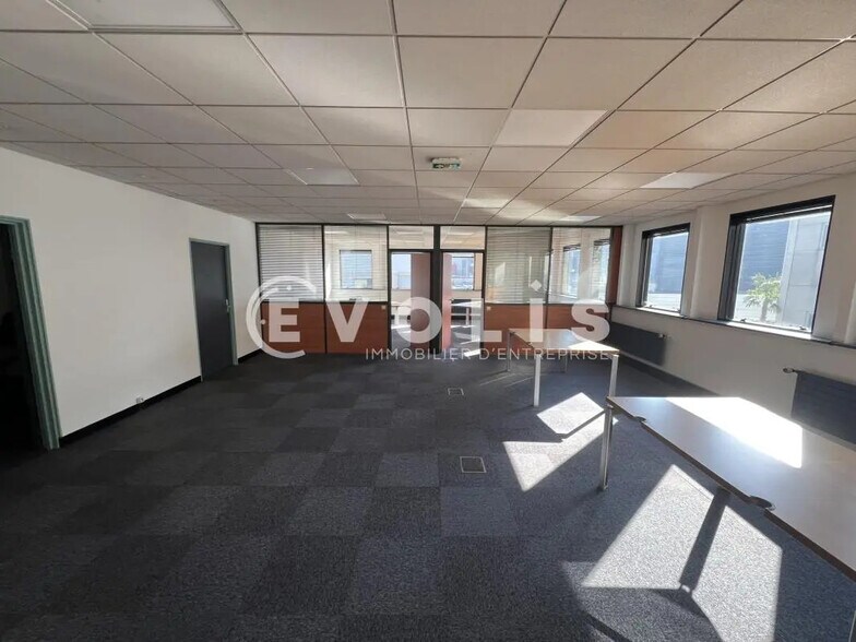 102 Bis Avenue Georges Clémenceau, Bry-sur-Marne for lease - Building Photo - Image 2 of 20