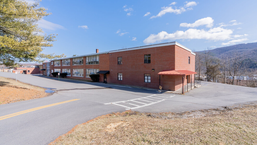 81 Evick Dr, Franklin, WV for sale - Building Photo - Image 2 of 82