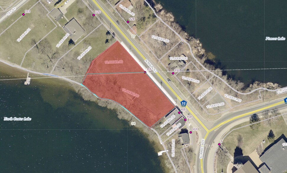 111 N Main St, Center City, MN à vendre - Photo du bâtiment - Image 2 de 5