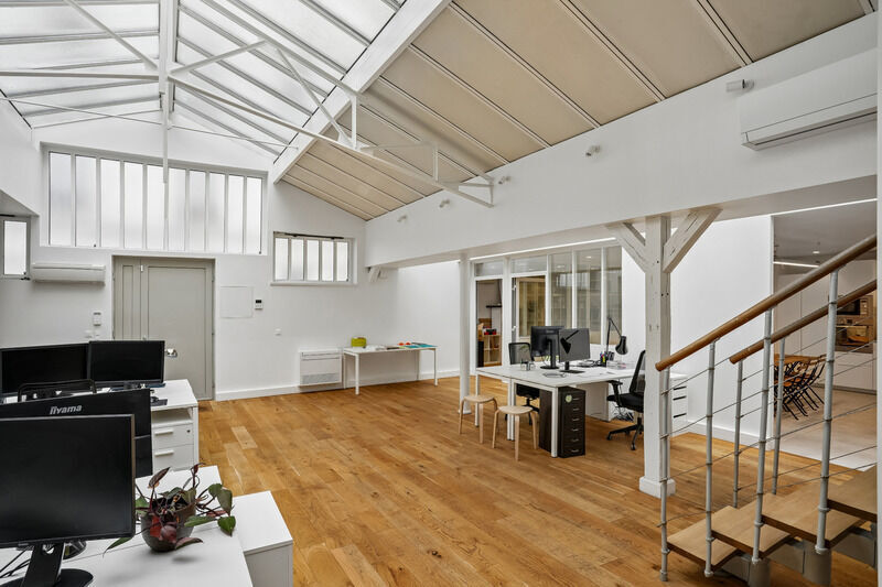 55 Rue Louis Blanc, Paris for sale - Interior Photo - Image 3 of 14