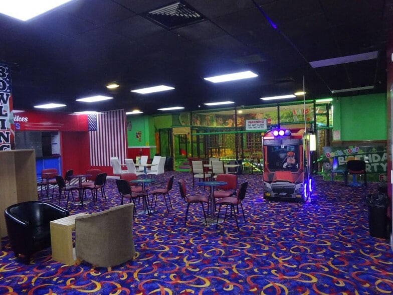 7 Milburn Rd, Ashington for sale - Building Photo - Image 3 of 13