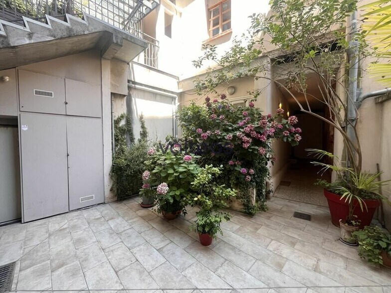10 Rue D'Alsace Lorraine, Toulouse à louer - Photo du bâtiment - Image 2 de 9
