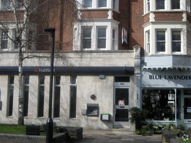 151B Church Rd, Northolt à louer - Photo du bâtiment - Image 2 de 3