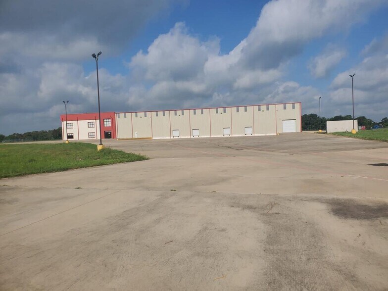 25777 Nelson Rd, Hempstead, TX à vendre - Photo du bâtiment - Image 3 de 18